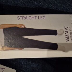 16x29: Gloria Vanderbilt "Amanda" Str. Leg Jeans